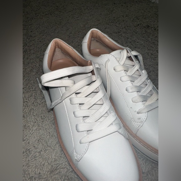 Chelsea & Violet platform sneaker - Picture 7 of 7